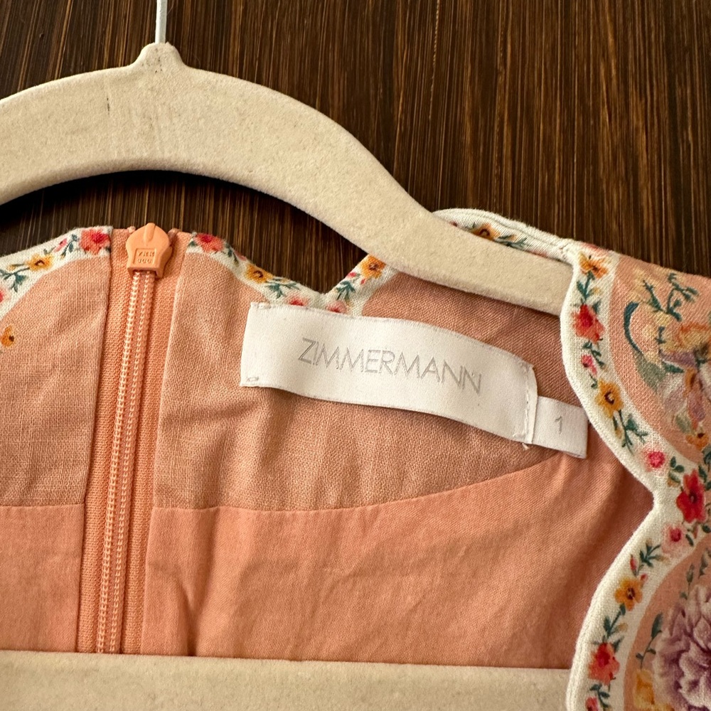 zimmermann
ZINNIA SCALLOPED MINI DRESS (24) - Picture 8 of 13
